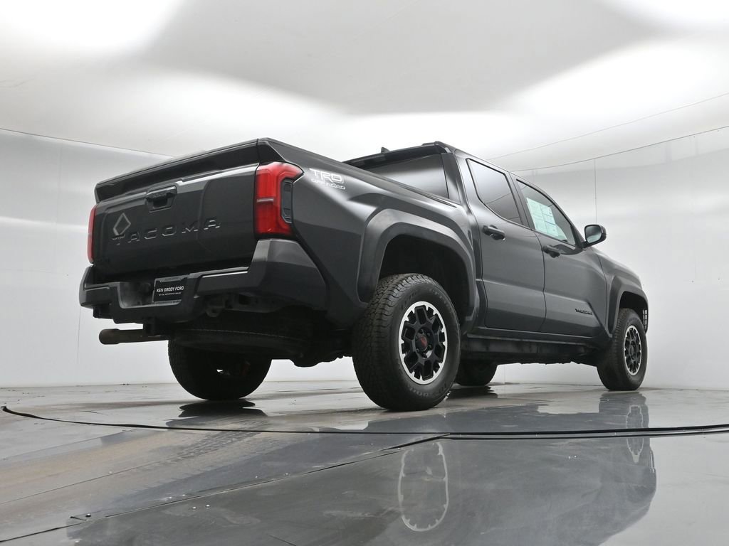 Used 2024 Toyota Tacoma TRD Off-Road image 14