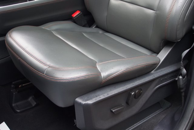 Certified 2025 Ford Expedition Active RWD image 21