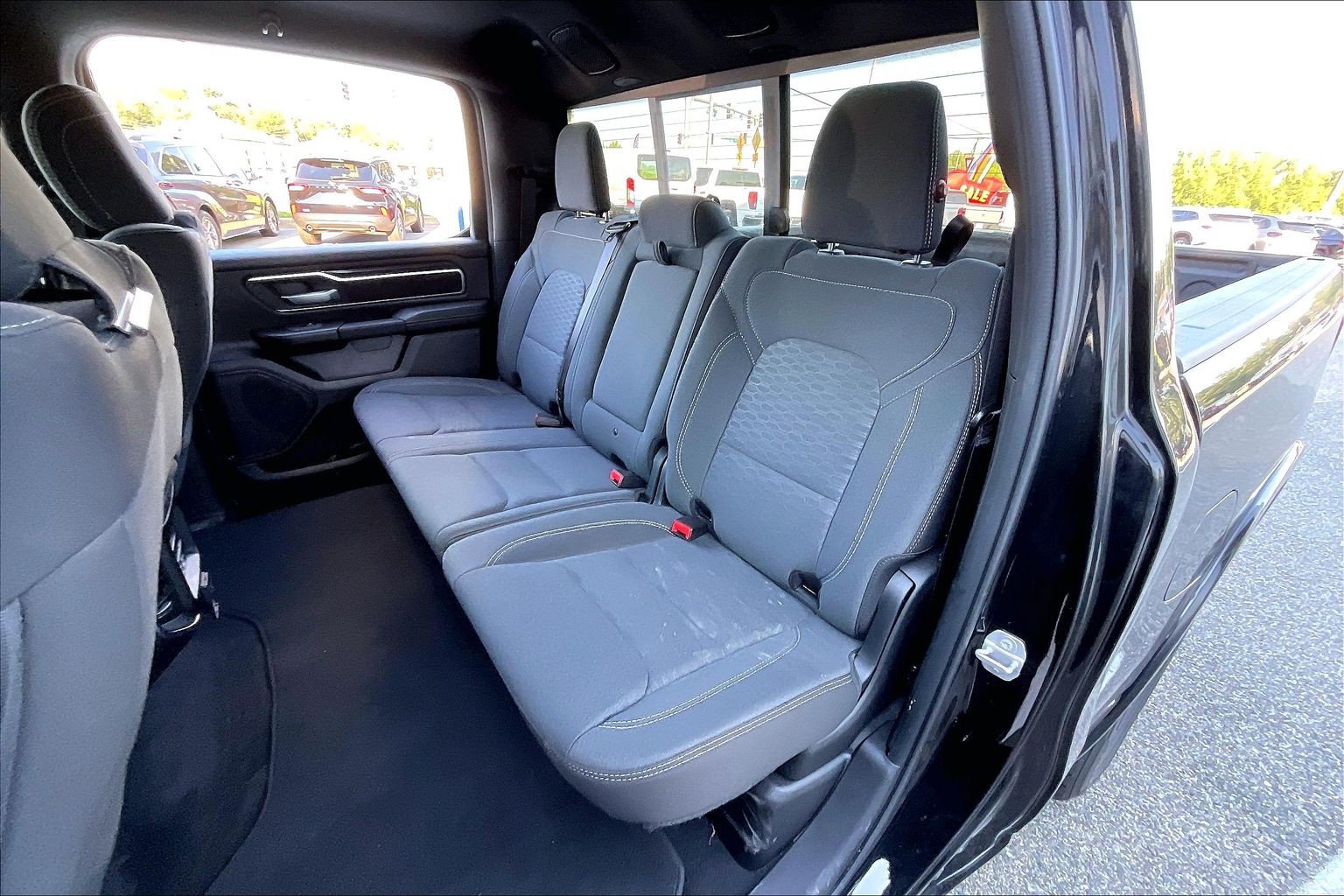 Used 2025 RAM 1500 Big Horn AWD/4WD image 24