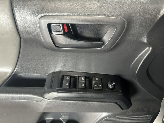 Used 2023 Toyota Tacoma SR AWD/4WD image 19