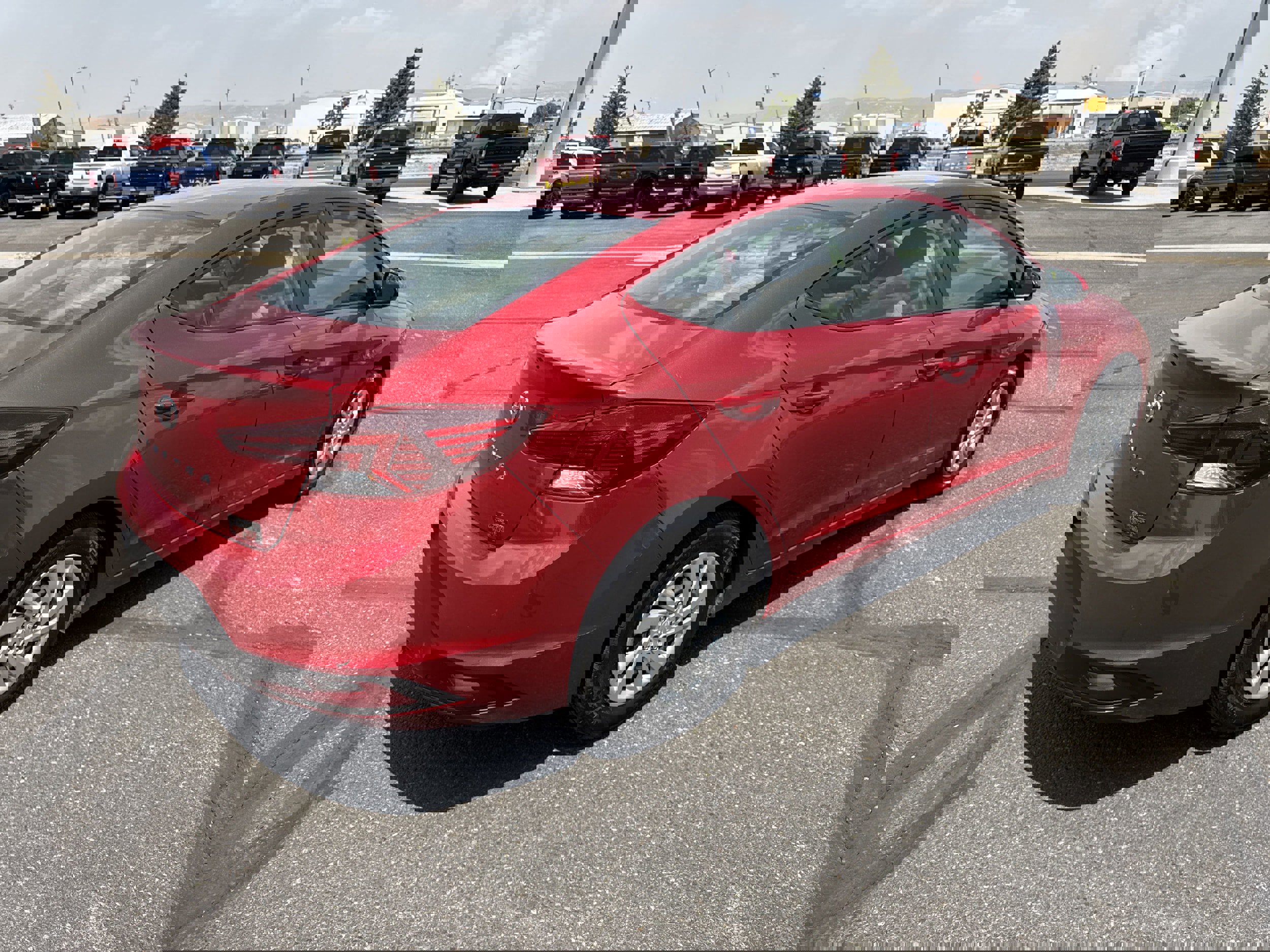 Used 2019 Hyundai Elantra SE image 3