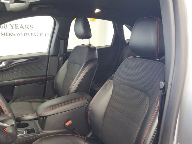 Certified 2024 Ford Escape ST-Line w/ Tech Pack #1 image 14