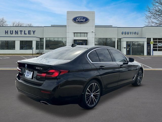 Used 2023 BMW 530e xDrive w/ Premium Package AWD/4WD image 4