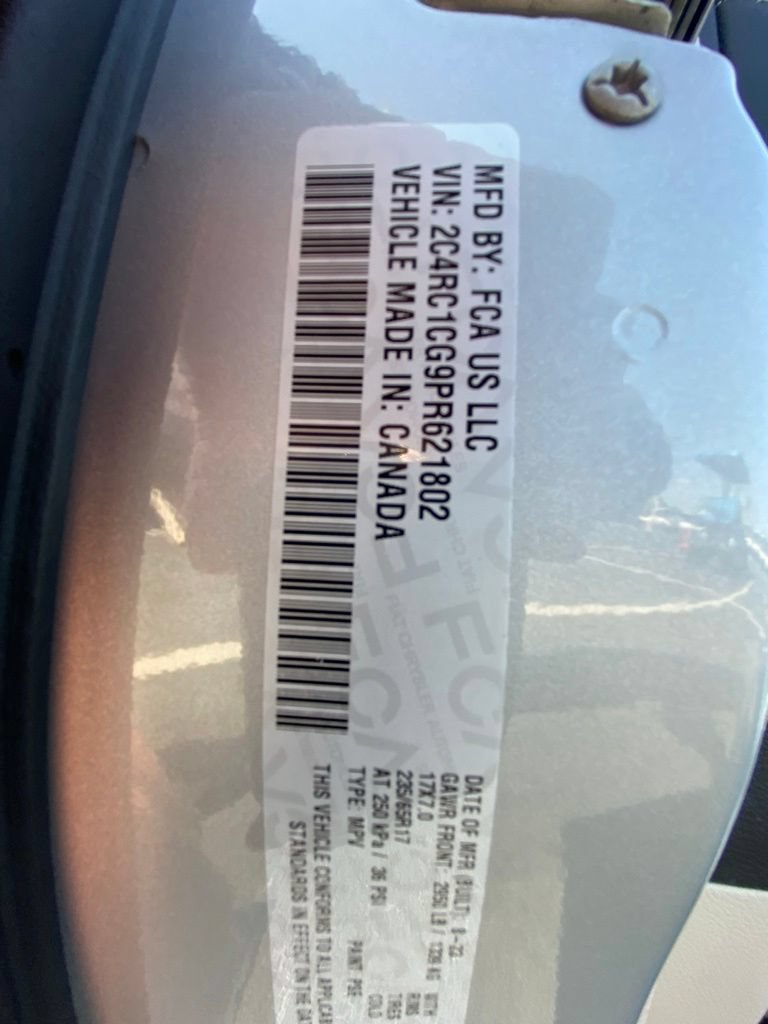 Used 2023 Chrysler Voyager LX FWD image 29