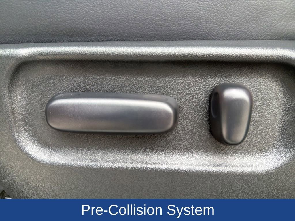 Used 2023 Toyota Tacoma Limited image 12