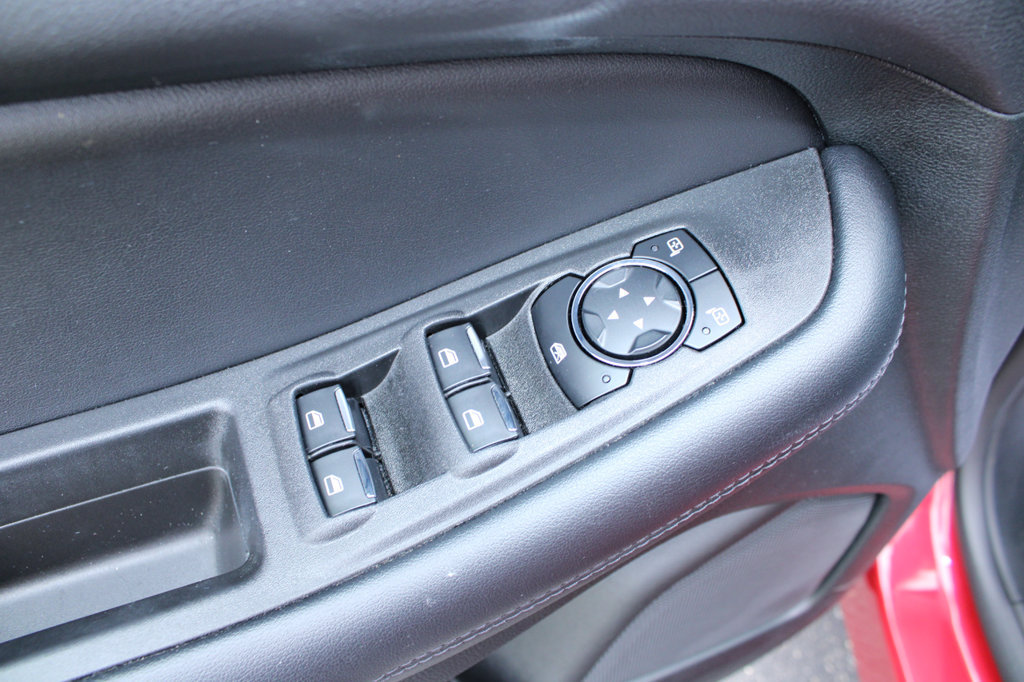 Certified 2024 Ford Edge SEL AWD/4WD image 33