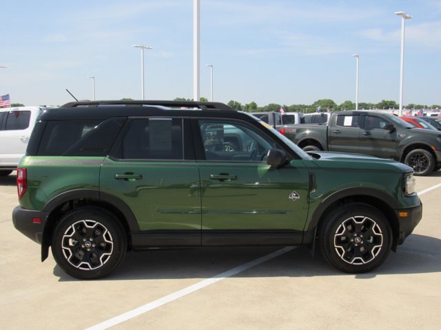 Certified 2025 Ford Bronco Sport Outer Banks w/ Outer Banks Tech Package+ AWD/4WD image 10