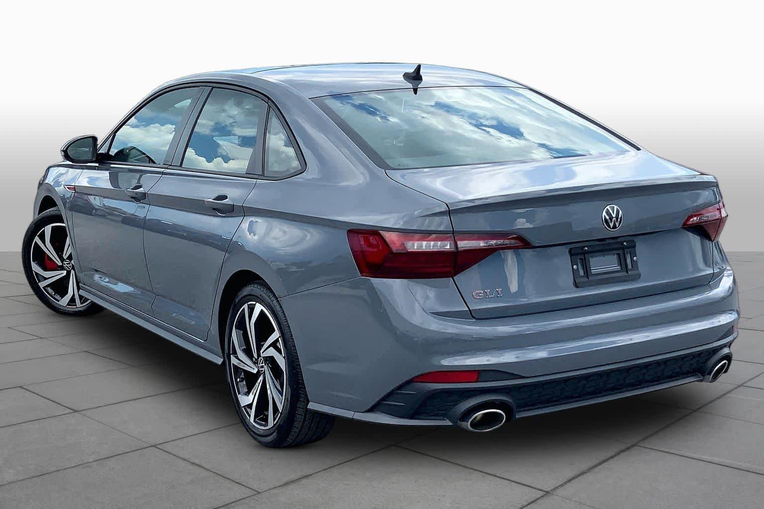 Used 2024 Volkswagen Jetta GLI Autobahn FWD image 11