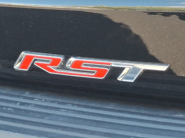 Used 2023 Chevrolet Suburban RST w/ Luxury Package AWD/4WD image 37