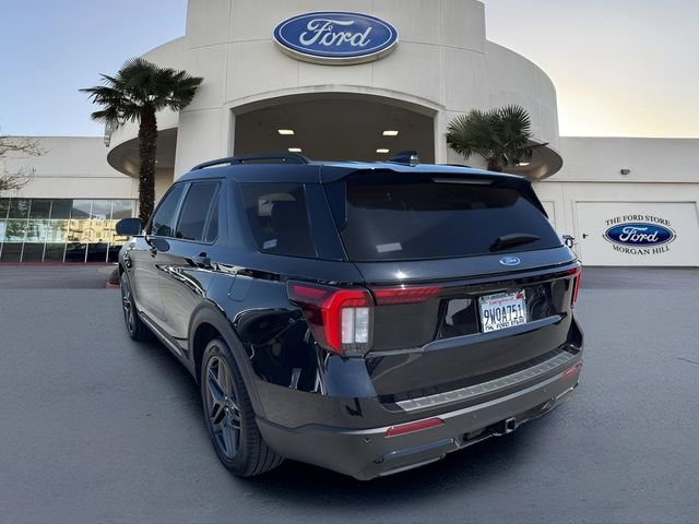 Certified 2025 Ford Explorer ST-Line w/ Premium Package RWD image 8