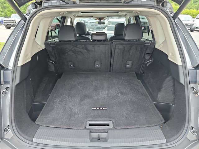 Used 2023 Nissan Rogue SV w/ SV Premium B Package FWD image 12