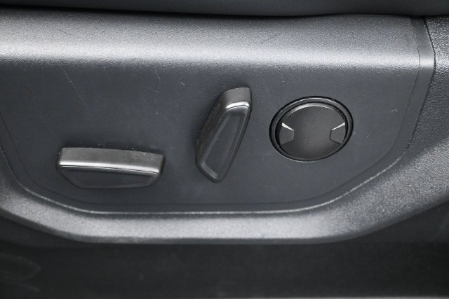 Certified 2024 Ford Expedition XLT RWD image 12