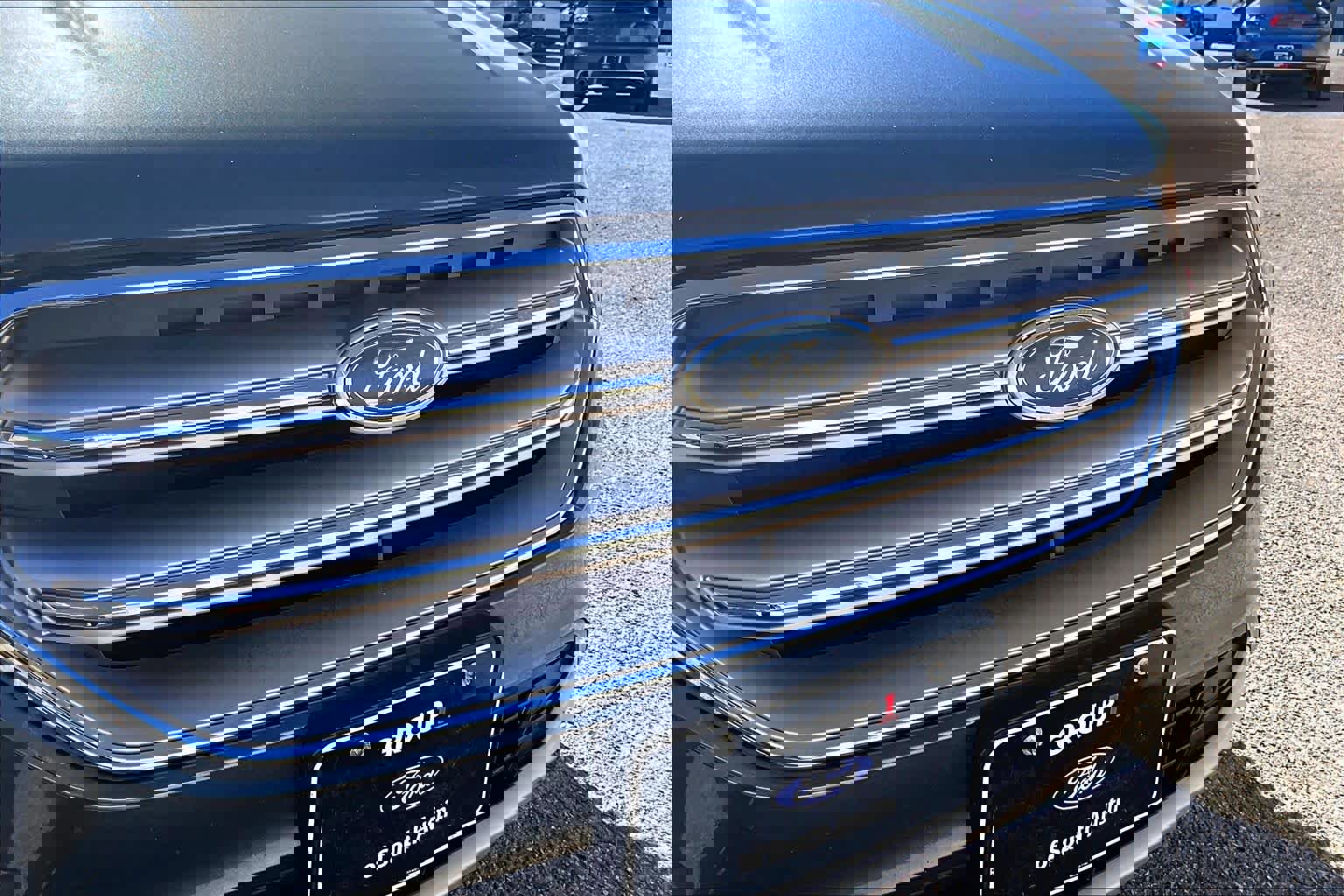 Certified 2017 Ford Escape Titanium w/ Equipment Group 301A image 31