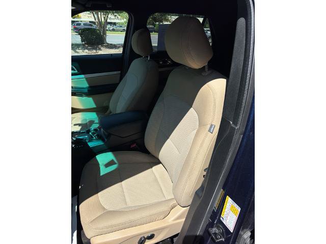 Certified 2017 Ford Explorer XLT w/ Equipment Group 201A FWD image 13