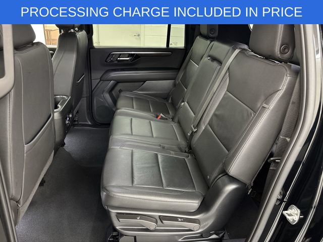 Used 2025 Chevrolet Suburban LT AWD/4WD image 13