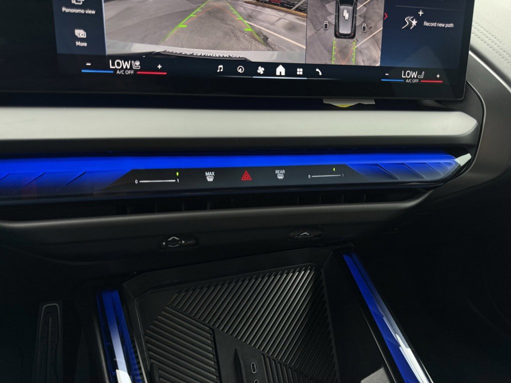 Used 2025 BMW X3 M50 image 18