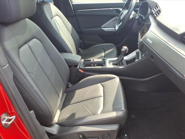 Used 2023 Audi Q3 2.0T Premium image 17