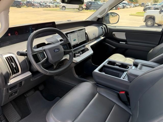 Certified 2025 Ford Expedition Active RWD image 14