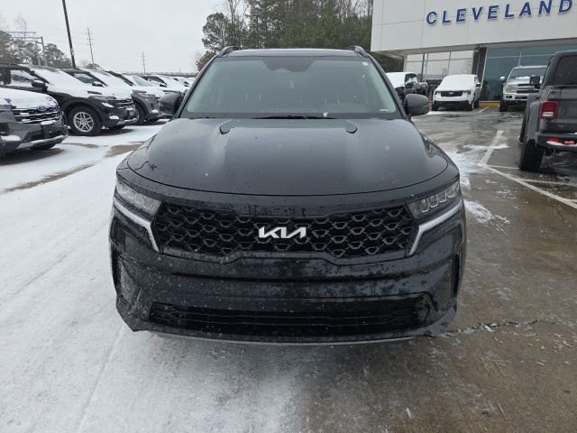 Used 2022 Kia Sorento S w/ Panoramic Sunroof Package image 2