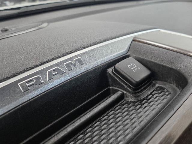 Used 2021 RAM 1500 Laramie AWD/4WD image 31