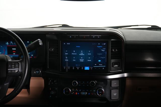 Certified 2023 Ford F350 Lariat w/ Tremor Off-Road Package image 19