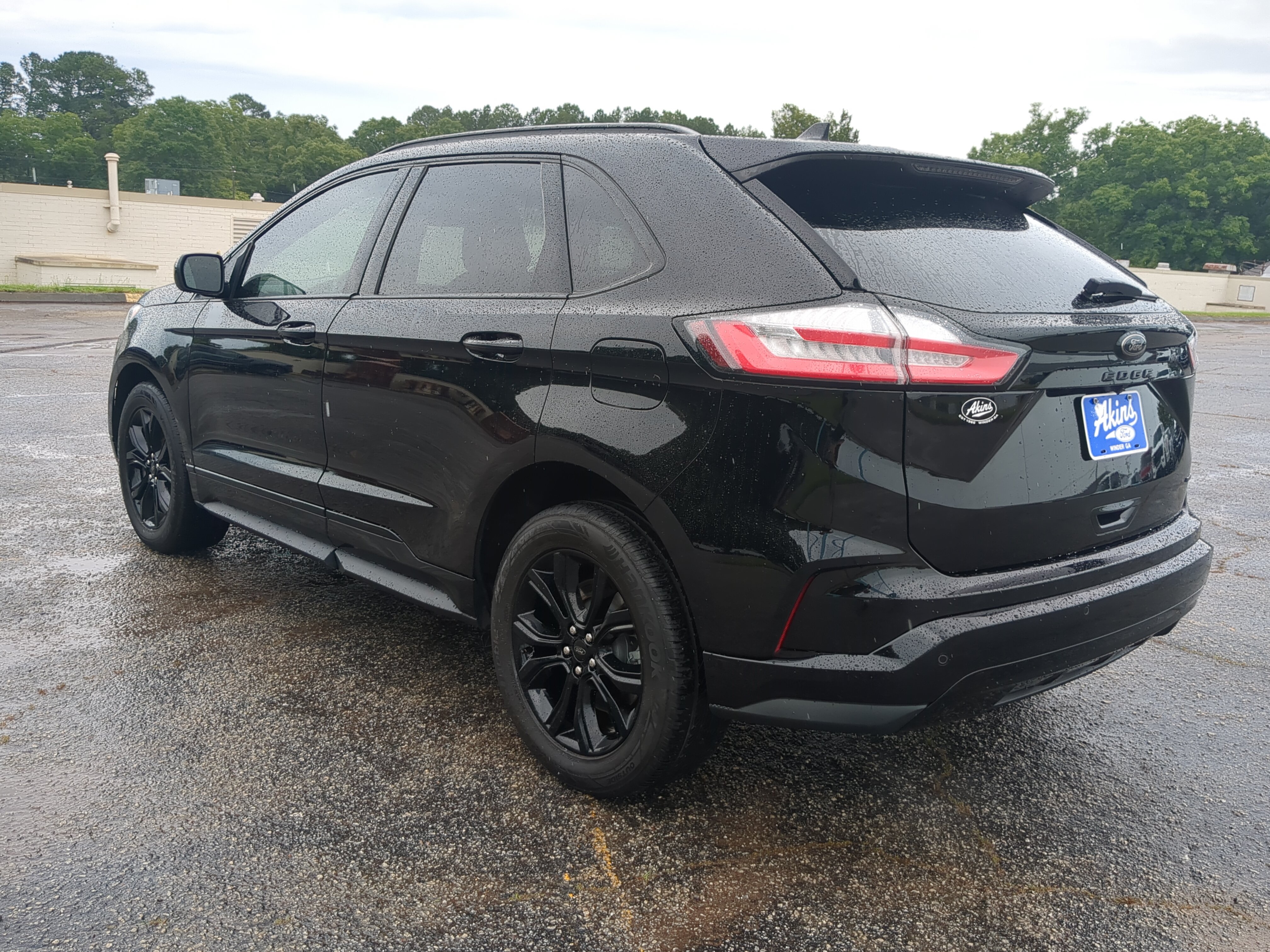 Certified 2024 Ford Edge SE w/ Black Appearance Package AWD/4WD image 5