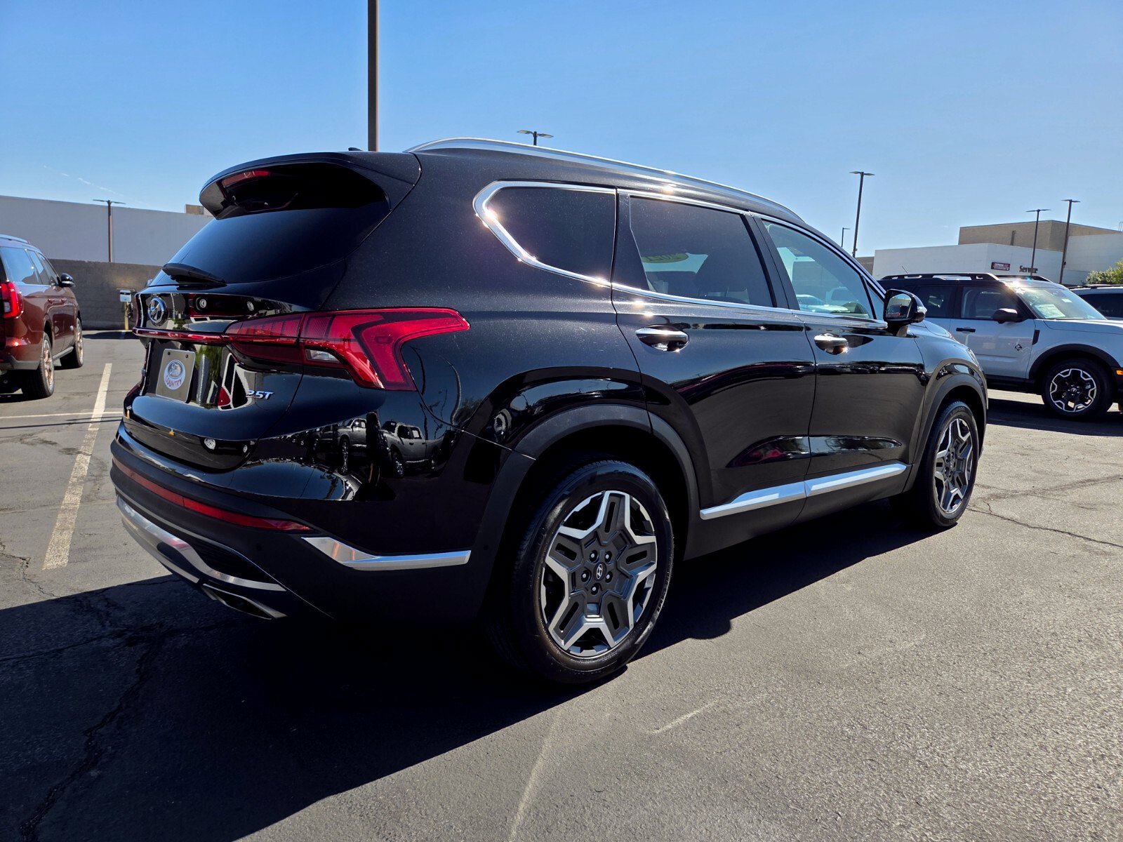 Used 2021 Hyundai Santa Fe Limited FWD image 6