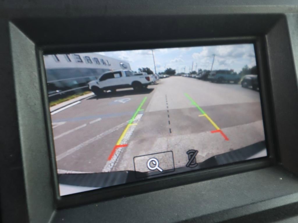 Certified 2018 Ford F150 XLT RWD image 4