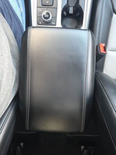 Certified 2023 Ford Explorer XLT w/ Equipment Group 202A image 33