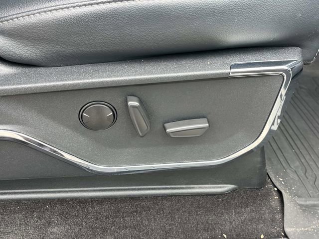 Certified 2022 Ford F150 Lariat image 3