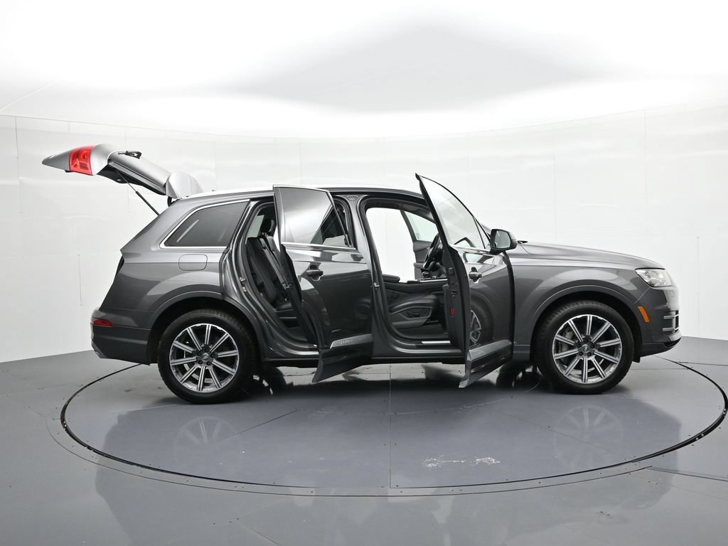 Used 2019 Audi Q7 3.0T Premium AWD/4WD image 23