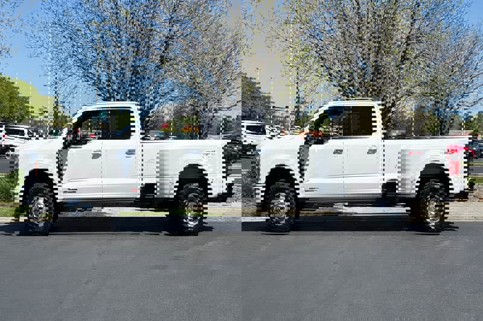 Certified 2023 Ford F350 Platinum image 5