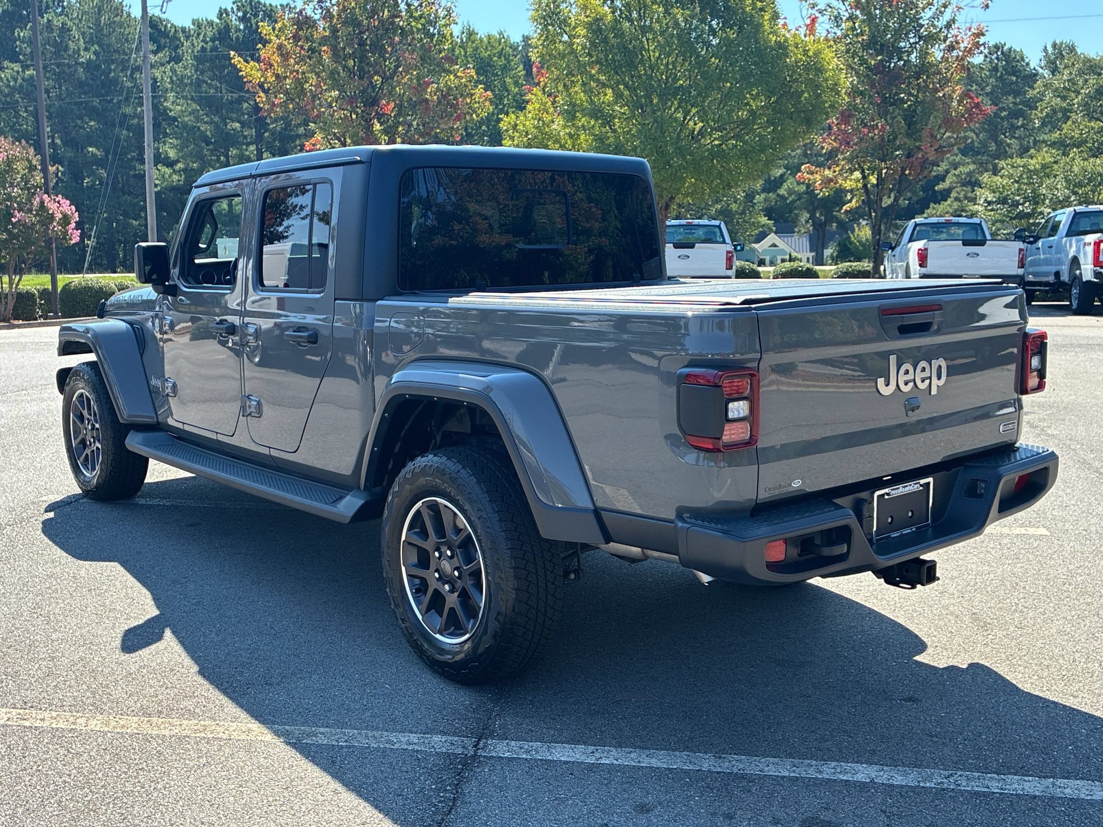 Used 2022 Jeep Gladiator Overland w/ Popular Equipment Package AWD/4WD image 6