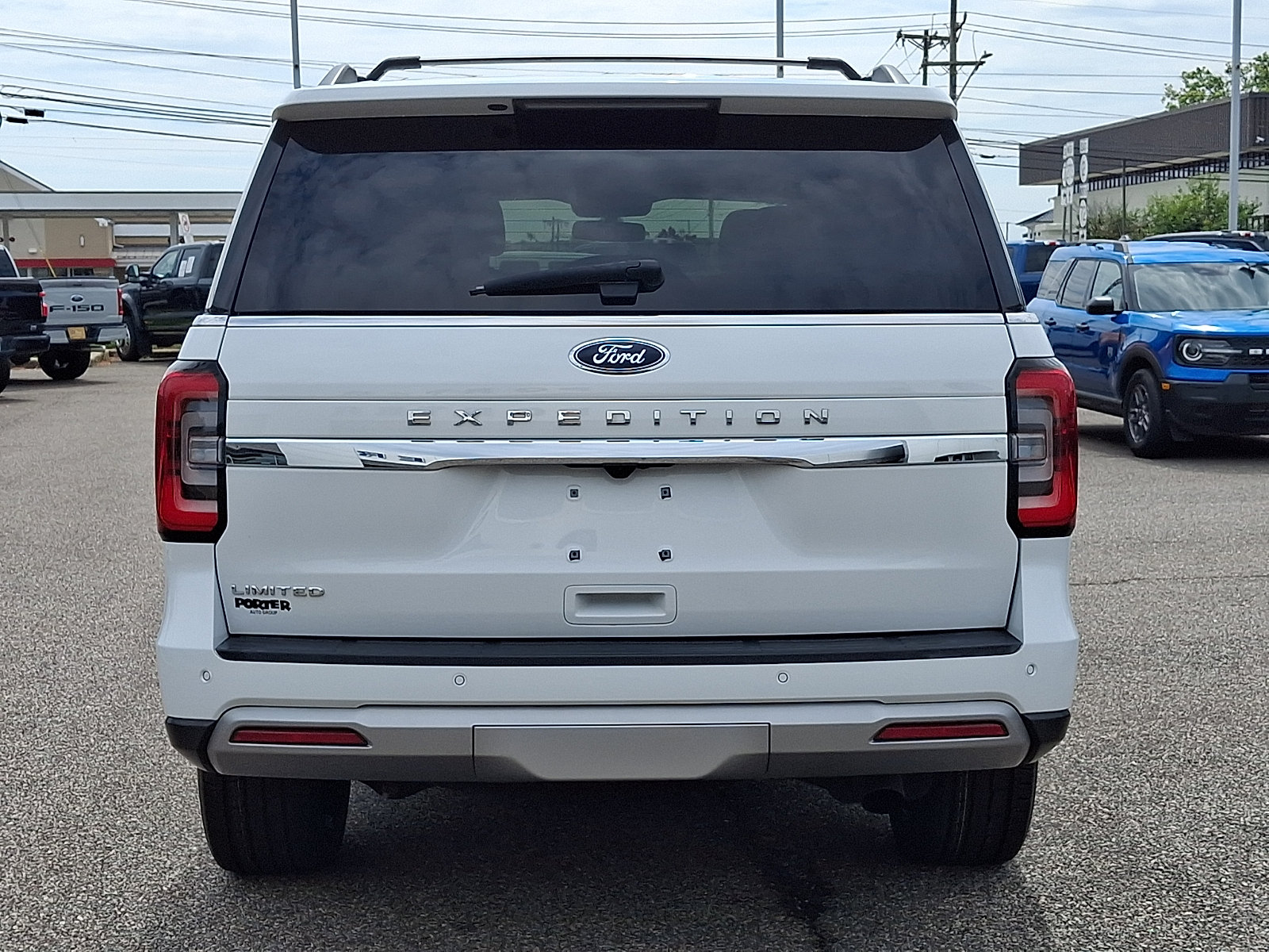 Certified 2023 Ford Expedition Limited AWD/4WD image 9
