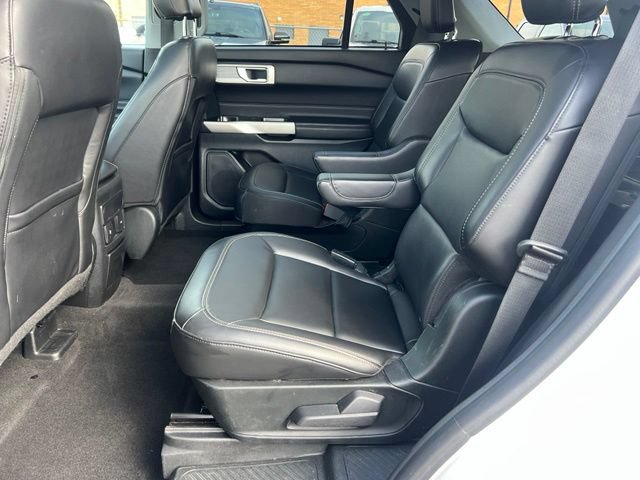 Certified 2023 Ford Explorer XLT w/ Equipment Group 202A AWD/4WD image 22