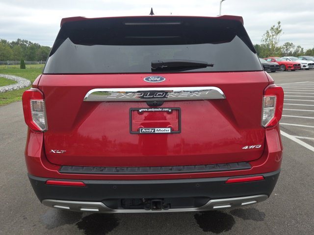 Certified 2023 Ford Explorer XLT w/ Equipment Group 202A AWD/4WD image 8