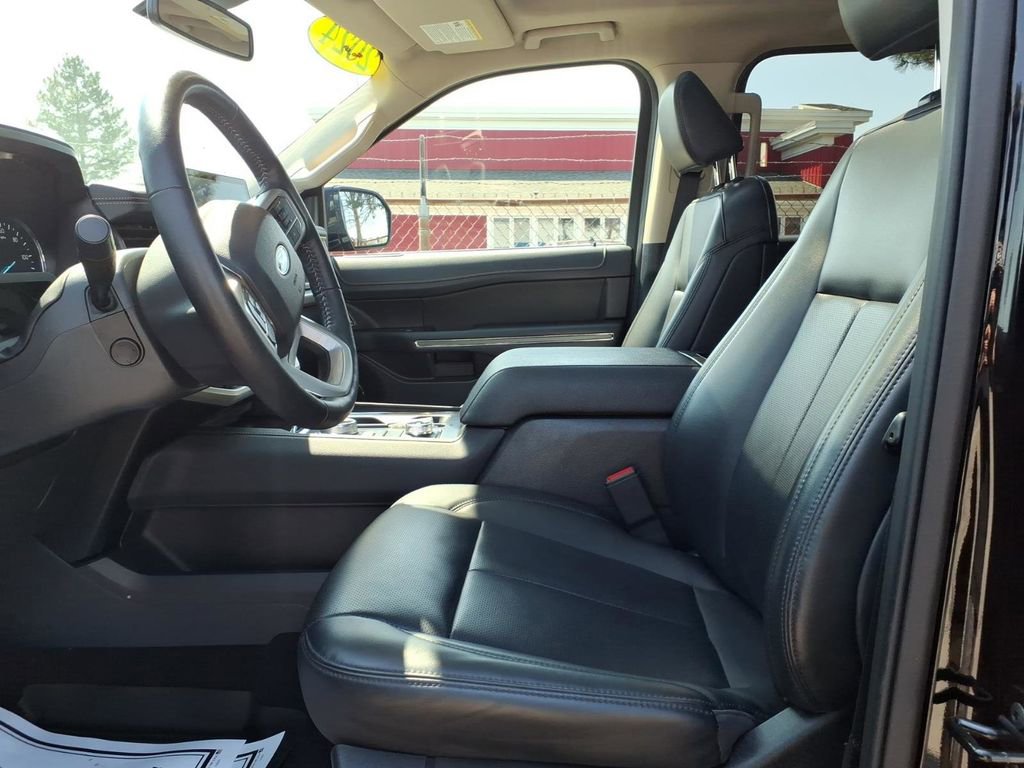 Certified 2024 Ford Expedition XLT AWD/4WD image 16