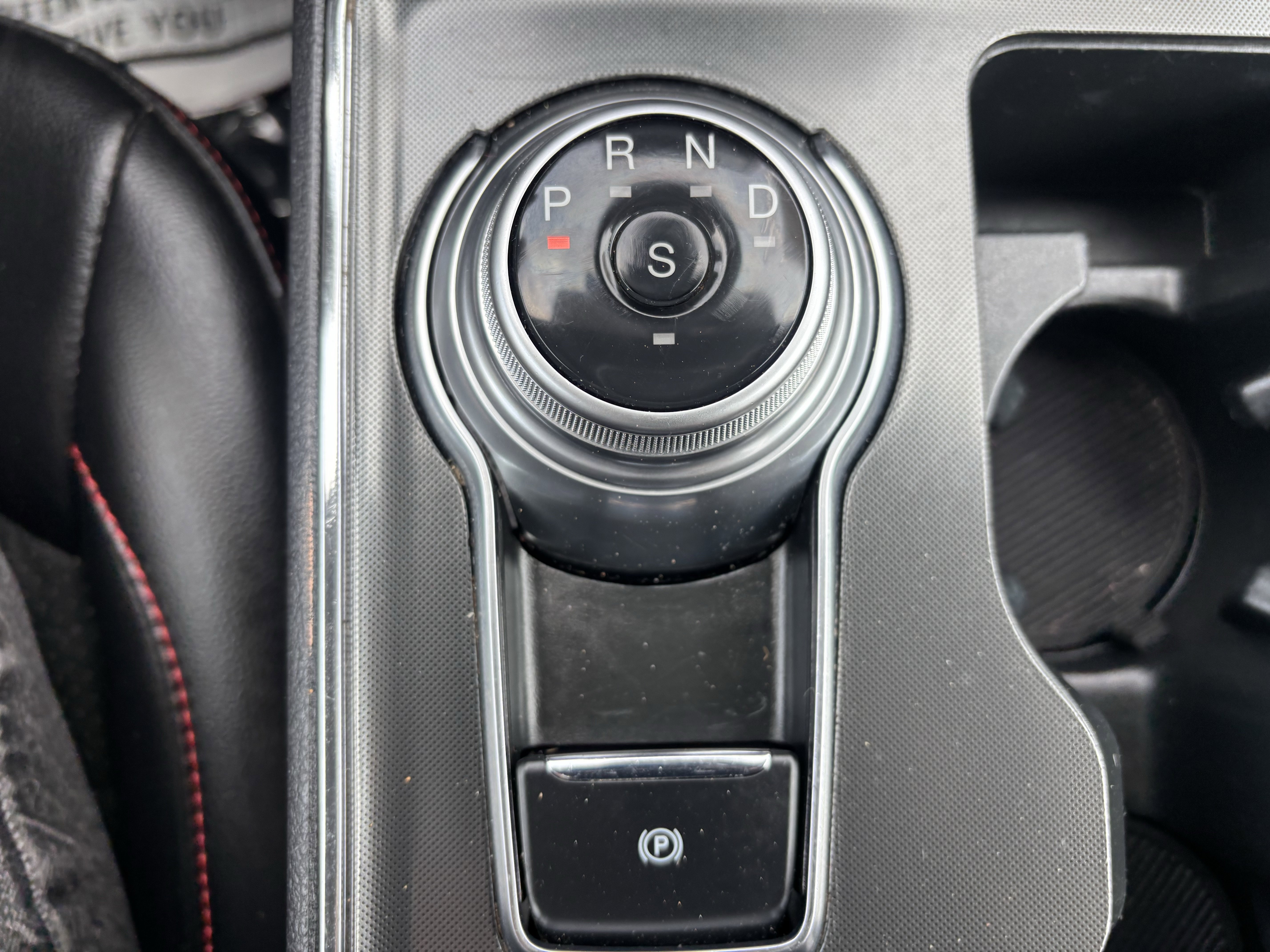 Certified 2024 Ford Edge ST-Line AWD/4WD image 34