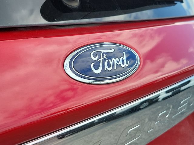 Certified 2023 Ford Explorer XLT w/ Equipment Group 202A RWD image 5