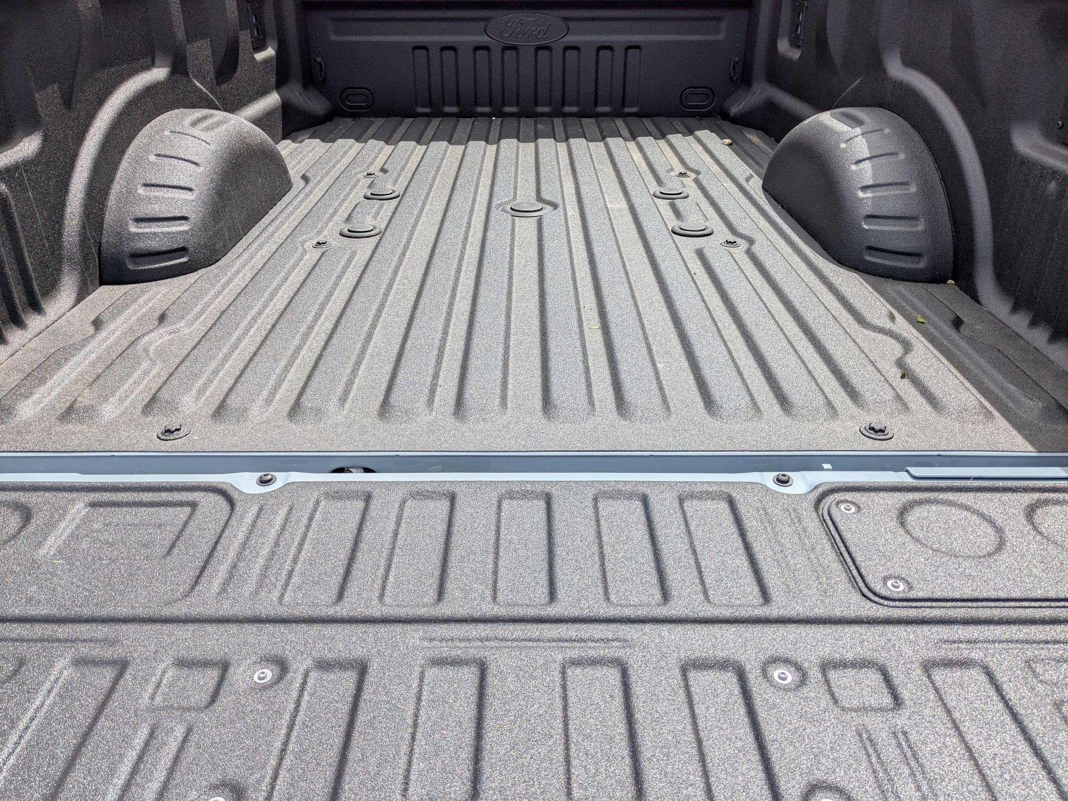 Certified 2026 Ford F450 Platinum w/ FX4 Off-Road Package AWD/4WD image 36