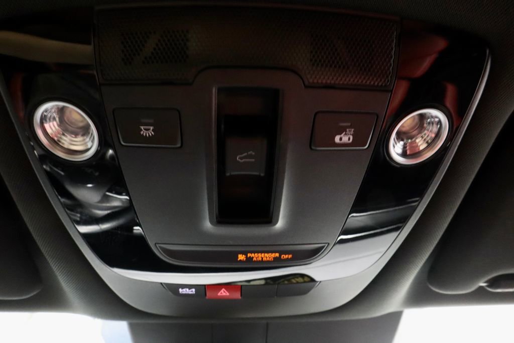 Used 2025 Kia K5 GT-Line w/ GT-Line Premium Package FWD image 33