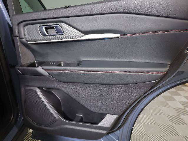 Certified 2025 Ford Explorer ST-Line w/ Premium Package AWD/4WD image 35