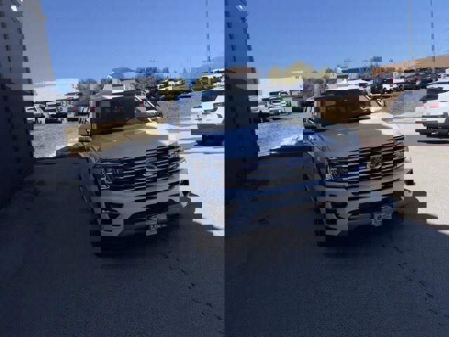 Certified 2020 Ford Expedition XLT w/ Equipment Group 202A image 9