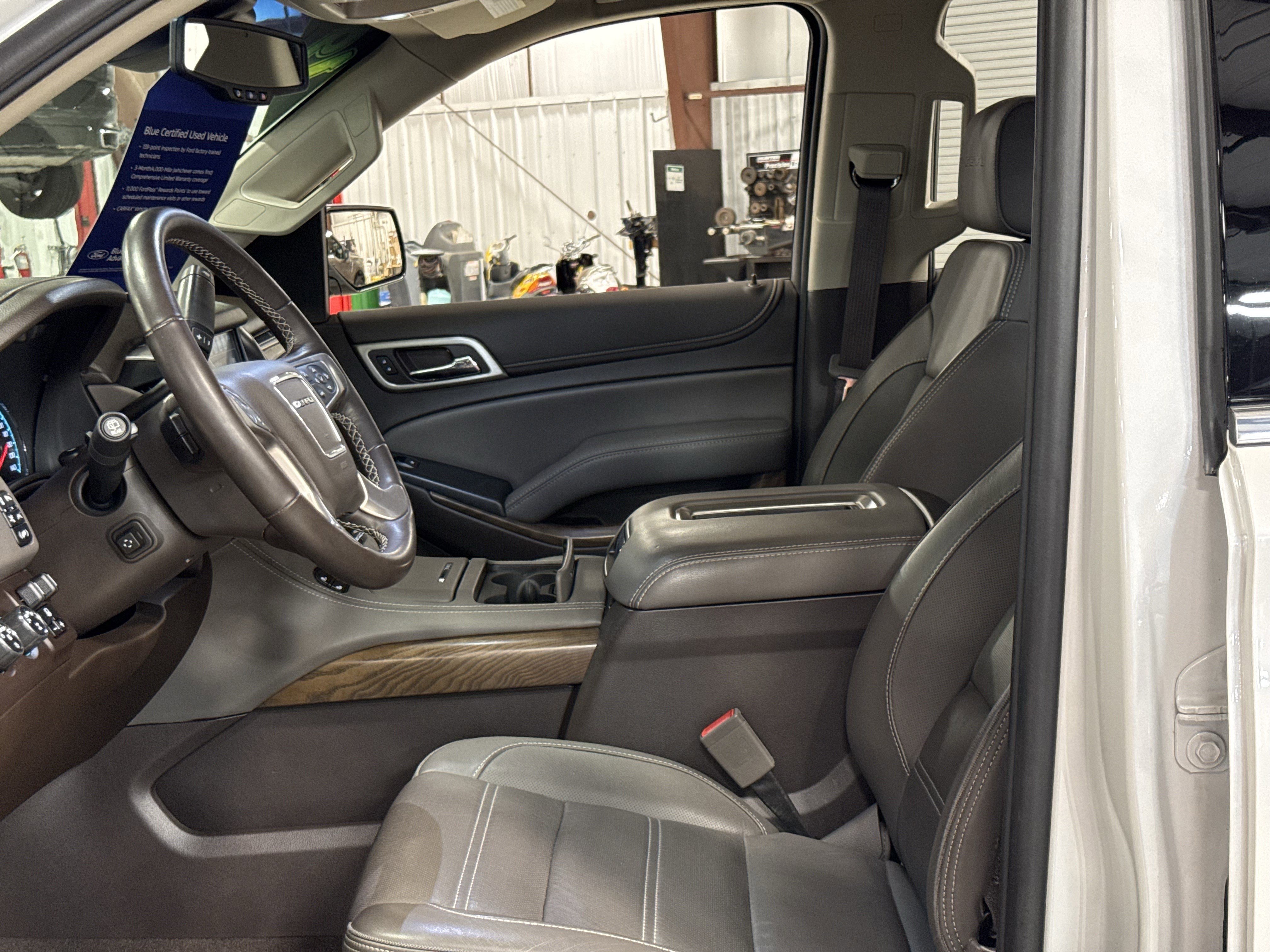 Used 2019 GMC Yukon XL Denali w/ Denali Ultimate Package image 21