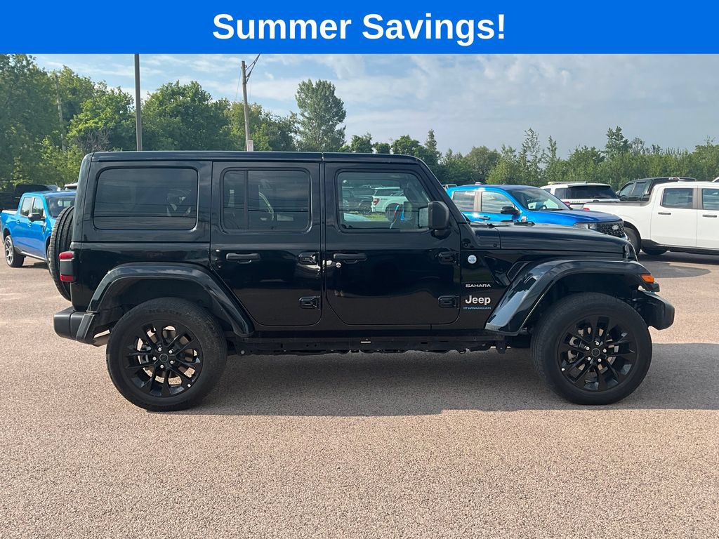 Used 2024 Jeep Wrangler Unlimited Sahara AWD/4WD image 8