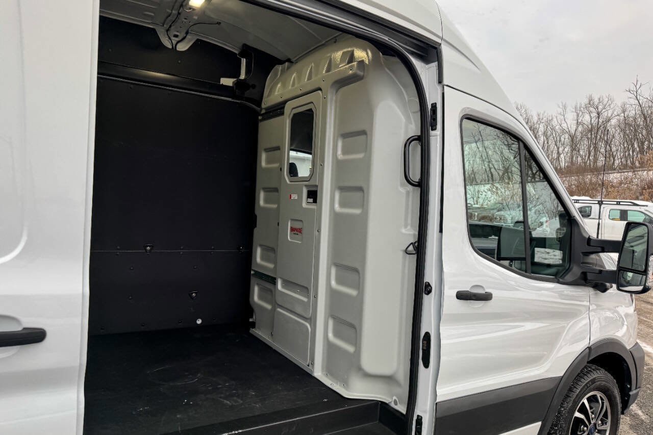 Certified 2022 Ford E-Transit 148 High Roof w/ Load Area Protection Package RWD image 17