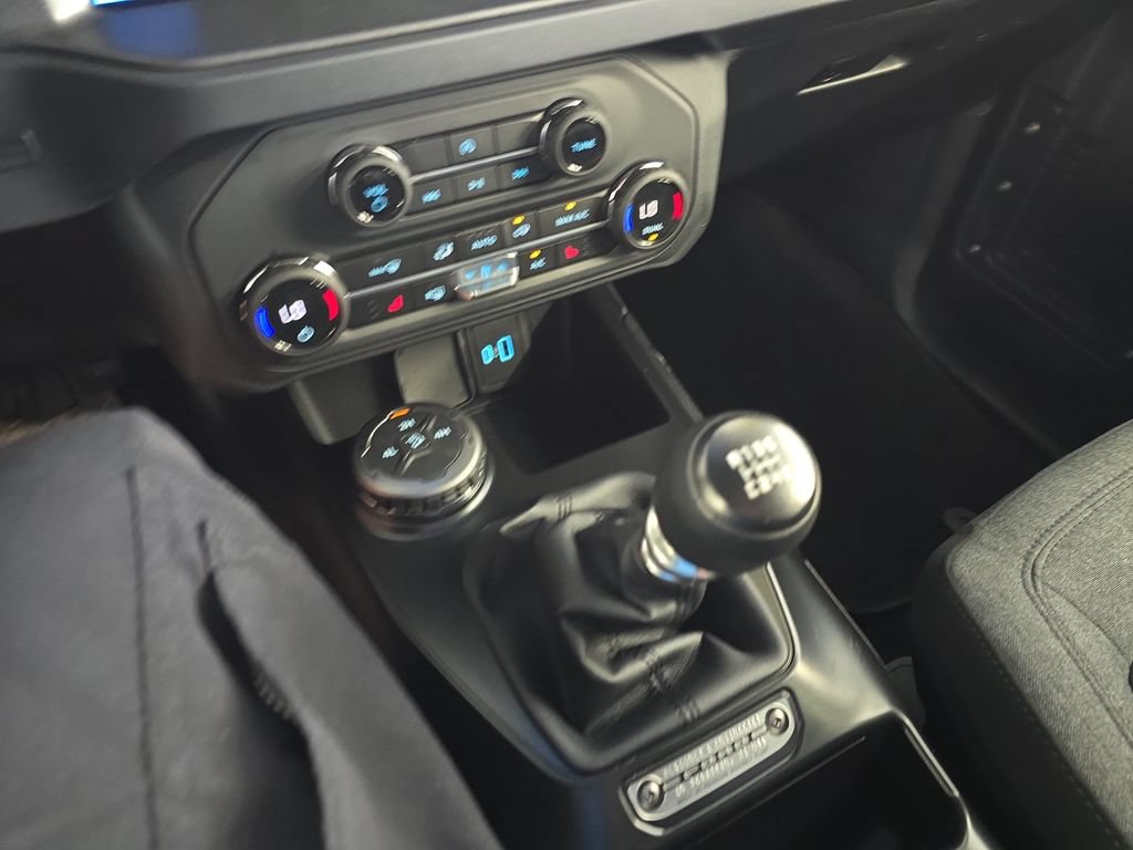 Certified 2025 Ford Bronco Big Bend AWD/4WD image 21