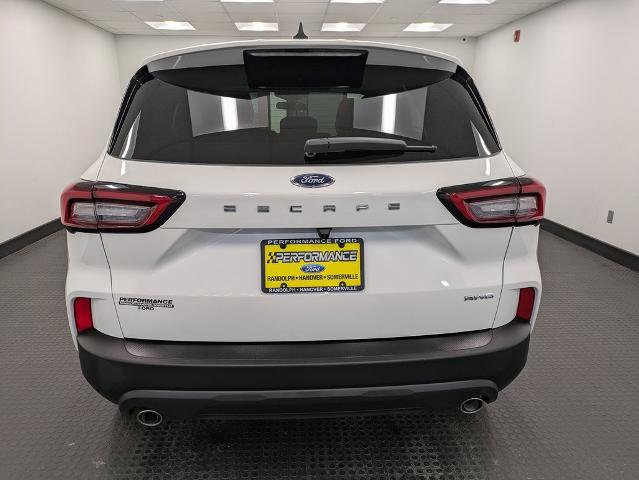 Certified 2025 Ford Escape ST-Line w/ Cold Weather Package image 5