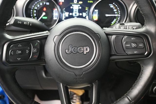 Used 2023 Jeep Wrangler Unlimited w/ Cold Weather Group AWD/4WD image 9