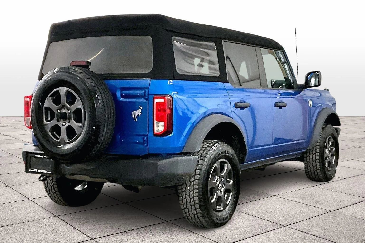 Certified 2023 Ford Bronco Big Bend image 3